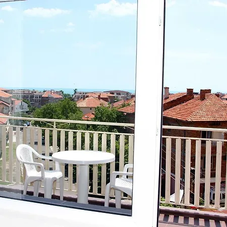 Vlasta Family رافدا