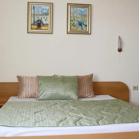 Vlasta Family 2* رافدا