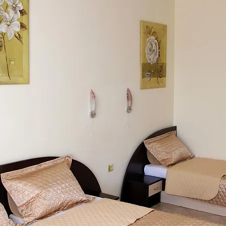 Vlasta Family رافدا