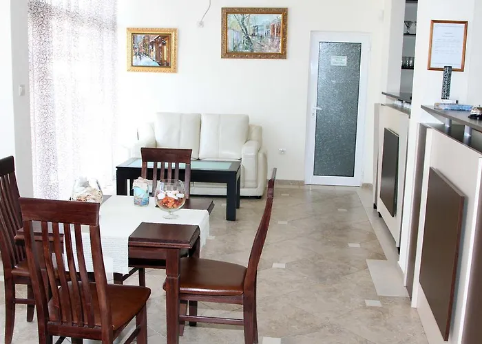 Vlasta Family 酒店 拉夫达